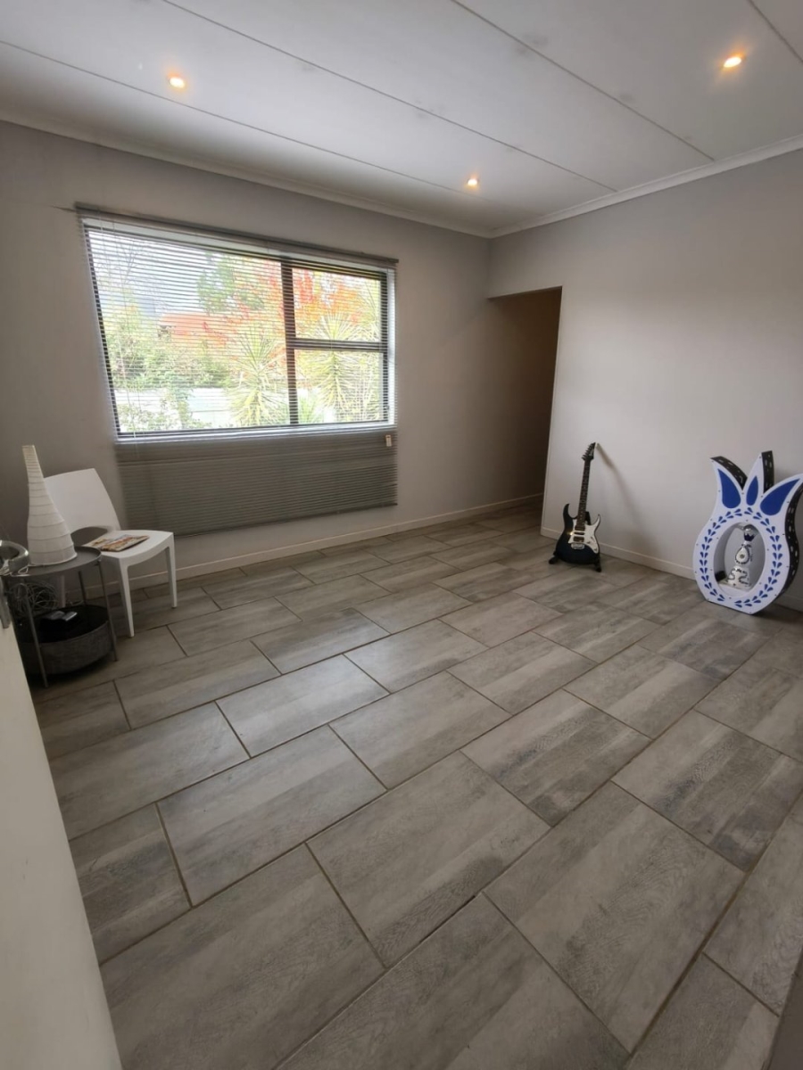6 Bedroom Property for Sale in Dan Pienaar Free State